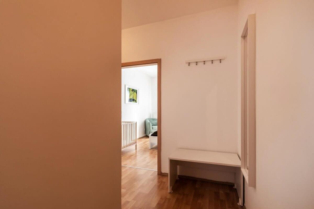 Pleasant & Comfy Apartment In Super Location Budapest Extérieur photo